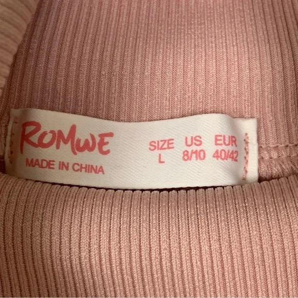 Romwe Crop Turtleneck  Top - Picture 5 of 5